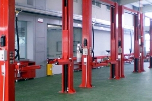汽車(chē)舉升機(jī)